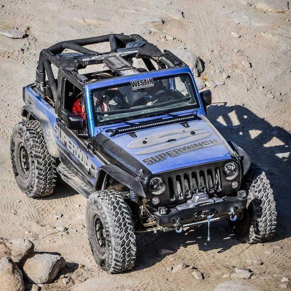 Електрична лебідка Superwinch SX12SR 12V із синтетичним тросом SUP1712201 фото
