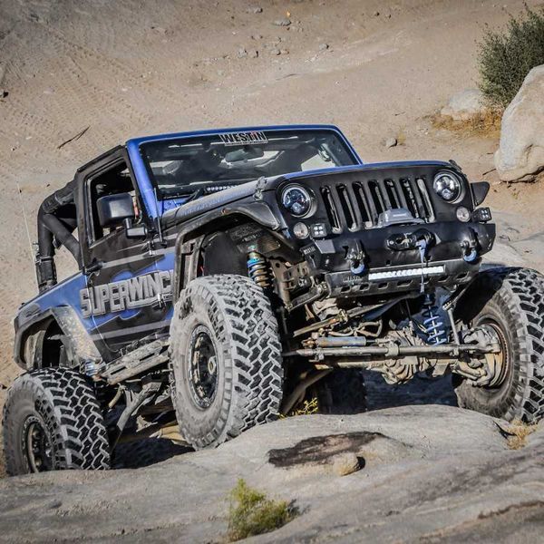 Електрична лебідка Superwinch SX12SR 12V із синтетичним тросом SUP1712201 фото