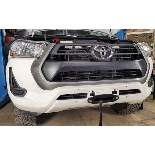 Монтажна плита під лебідку для Toyota Hilux SR5 2021- WMHiluxSR52021 фото